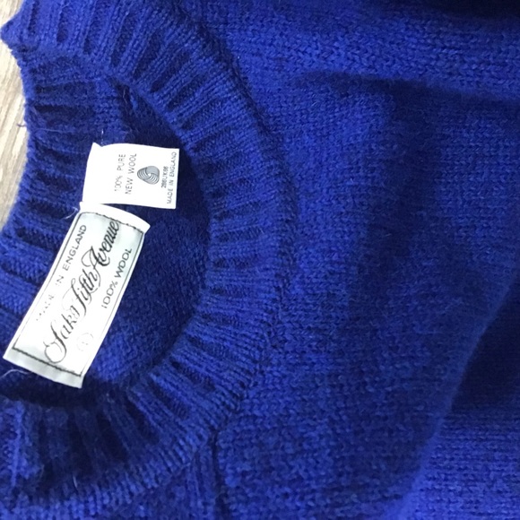 Saks Fifth Avenue Large Crewneck Sweater - Picture 5 of 5
